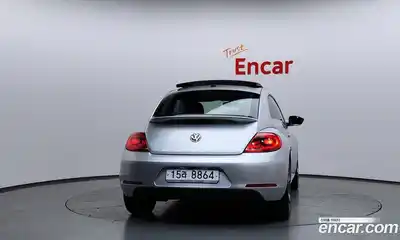 Volkswagen Beatle 2013 2.0 Автомат в Москве № 199164, миниатюра 4