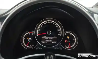 Volkswagen Beatle 2013 2.0 Автомат в Москве № 199164, миниатюра 8