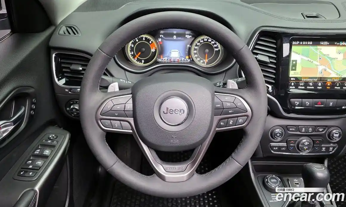 Jeep Cherokee 2022 2.4 Автомат в Москве № 199467, фото 13