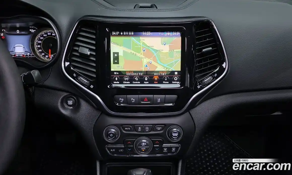 Jeep Cherokee 2022 2.4 Автомат в Москве № 199467, фото 15