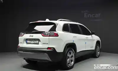 Jeep Cherokee 2022 2.4 Автомат в Москве № 199467, миниатюра 2