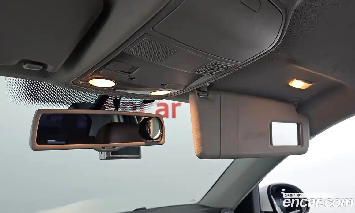 Volkswagen Tiguan 2015 2.0 Автомат в Москве № 200078, фото 11