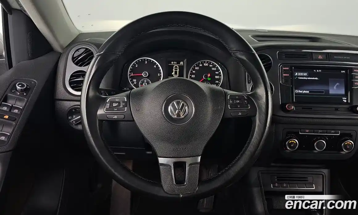 Volkswagen Tiguan 2015 2.0 Автомат в Москве № 200078, фото 17