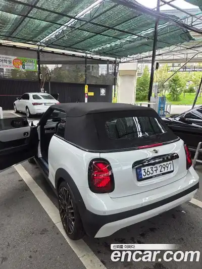 Mini Cooper Convertible 2025 2.0 Автомат в Москве № 204202, миниатюра 2