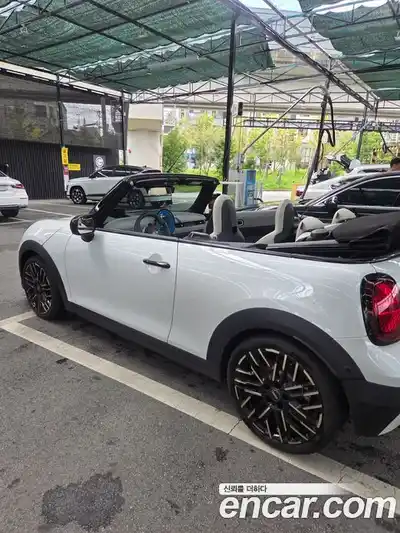 Mini Cooper Convertible 2025 2.0 Автомат в Москве № 204202, миниатюра 7