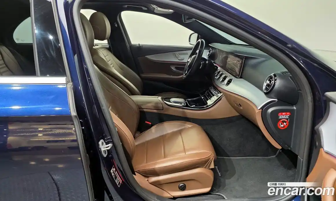 Mercedes-Benz E-Class 2020 2.0 Автомат в Москве № 212038, фото 12