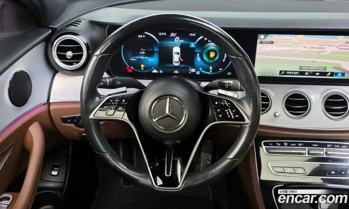 Mercedes-Benz E-Class 2020 2.0 Автомат в Москве № 212038, фото 20