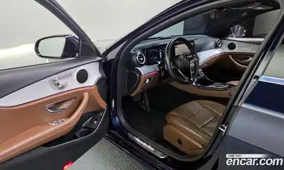 Mercedes-Benz E-Class 2020 2.0 Автомат в Москве № 212038, миниатюра 10