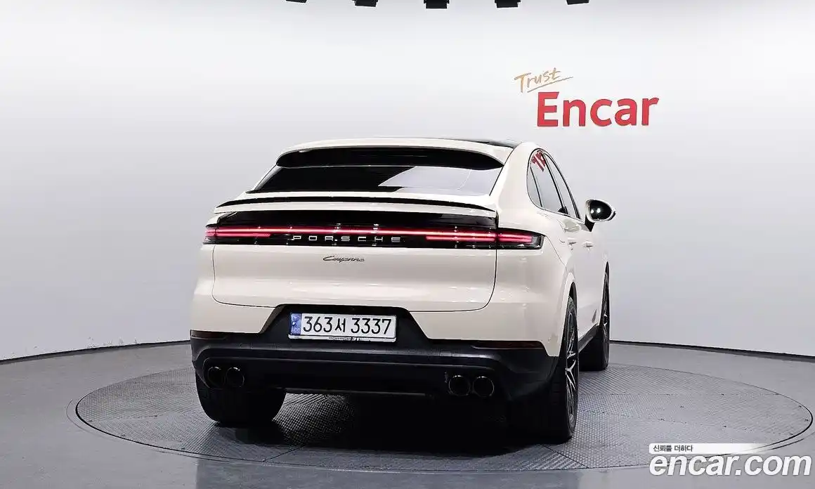 Porsche Cayenne 2024 3.0 Автомат в Москве № 213037, фото 4