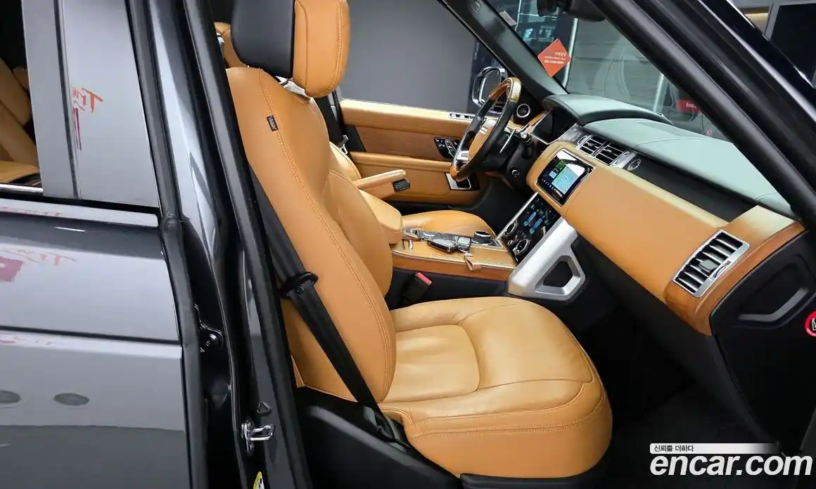 Land Rover Range-Rover 2021 5.0 Автомат в Москве № 213434, фото 17