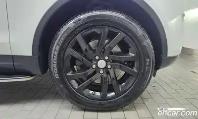 Land Rover Discovery 2017 3.0 Автомат в Москве № 213683, миниатюра 5