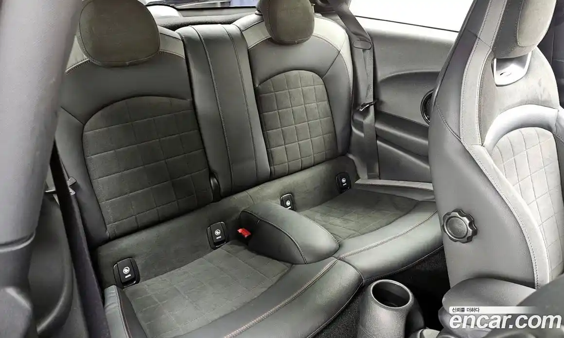 Mini Cooper 2023 2.0 Автомат в Москве № 214294, фото 15