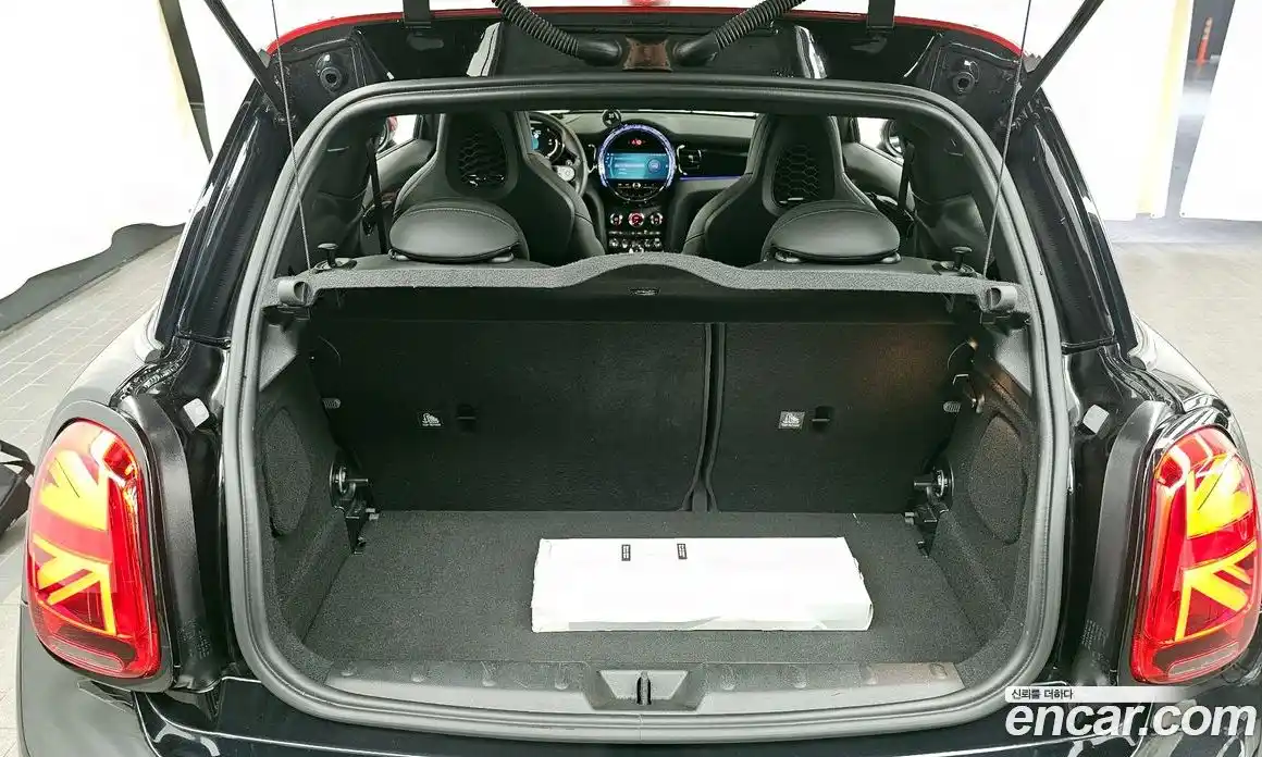 Mini Cooper 2023 2.0 Автомат в Москве № 214294, фото 18