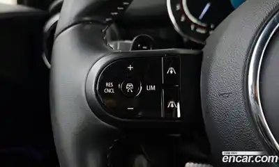 Mini Cooper 2023 2.0 Автомат в Москве № 214294, миниатюра 8