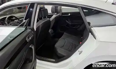 Volkswagen Arteon, 2022