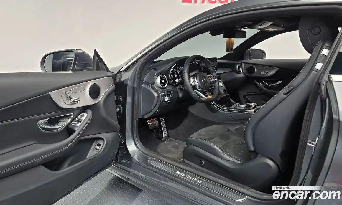 Mercedes-Benz C-Class 2021 2.0 Автомат в Москве № 218693, фото 10