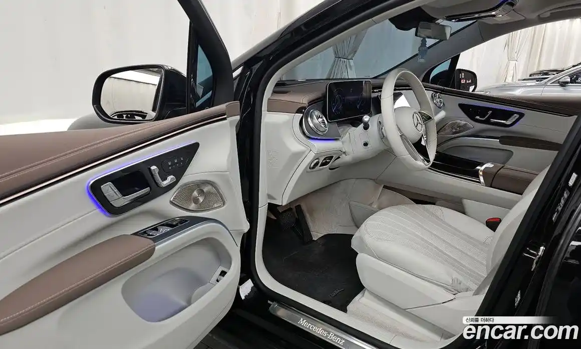 Mercedes-Benz EQS 2023 0.3 Автомат в Москве № 222796, фото 10