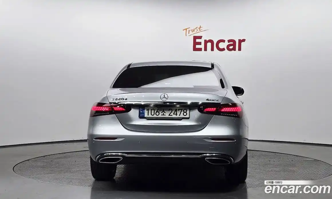 Mercedes-Benz E-Class 2021 1.9 Автомат в Москве № 223234, фото 4