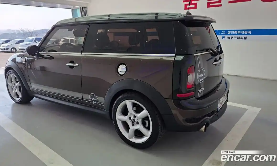 Mini Clubman 2010 1.6 Автомат в Москве № 224317, фото 6