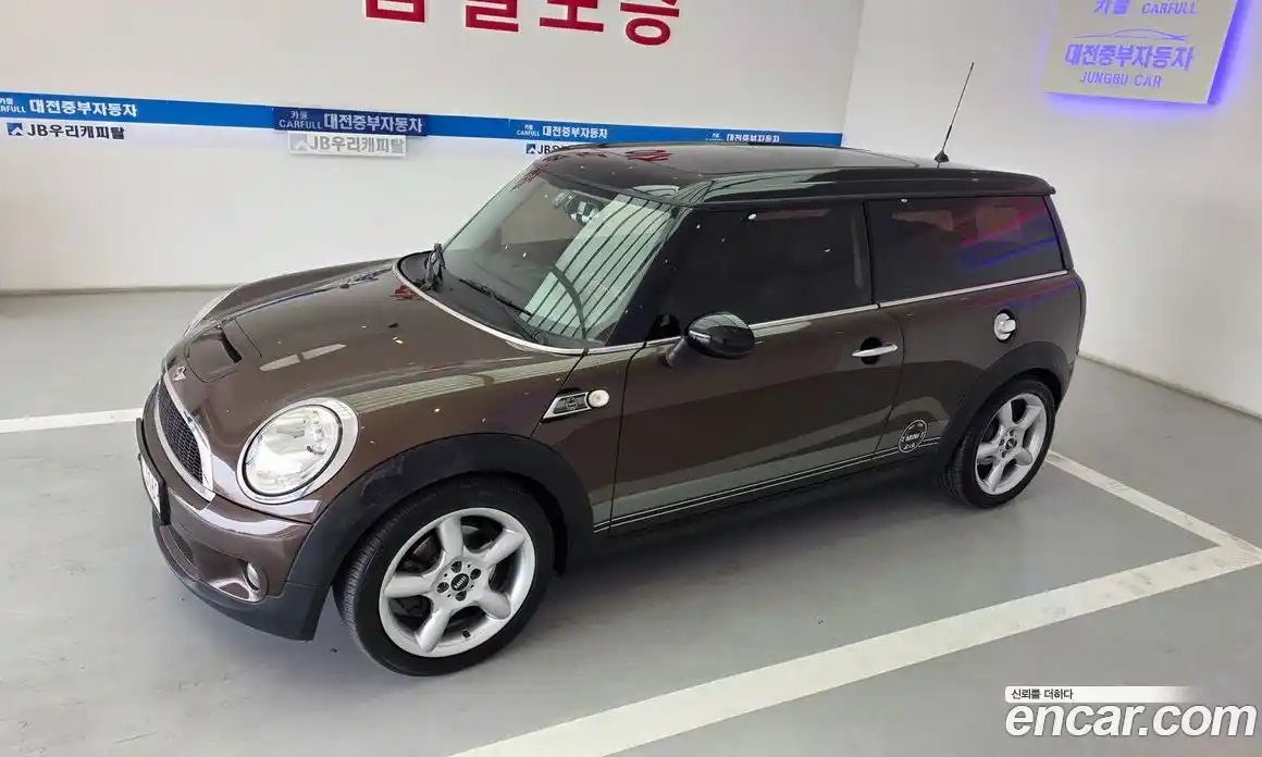 Mini Clubman 2010 1.6 Автомат в Москве № 224317, фото 8