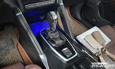 Renault QM6 2017 2.0 Автомат в Москве № 226406, миниатюра 9