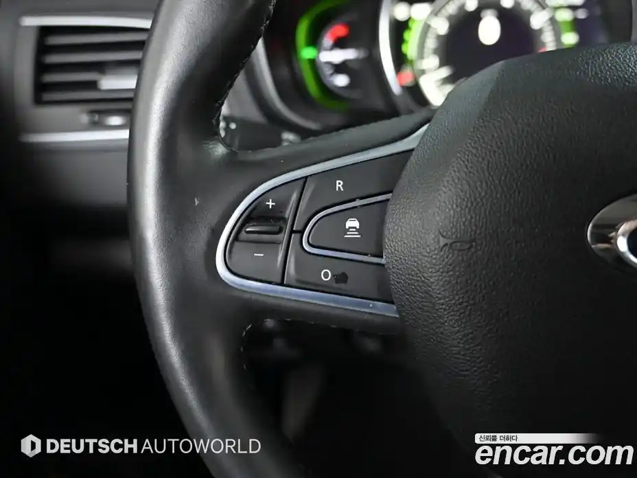 Renault QM6 2024 2.0 Автомат в Москве № 227266, фото 18