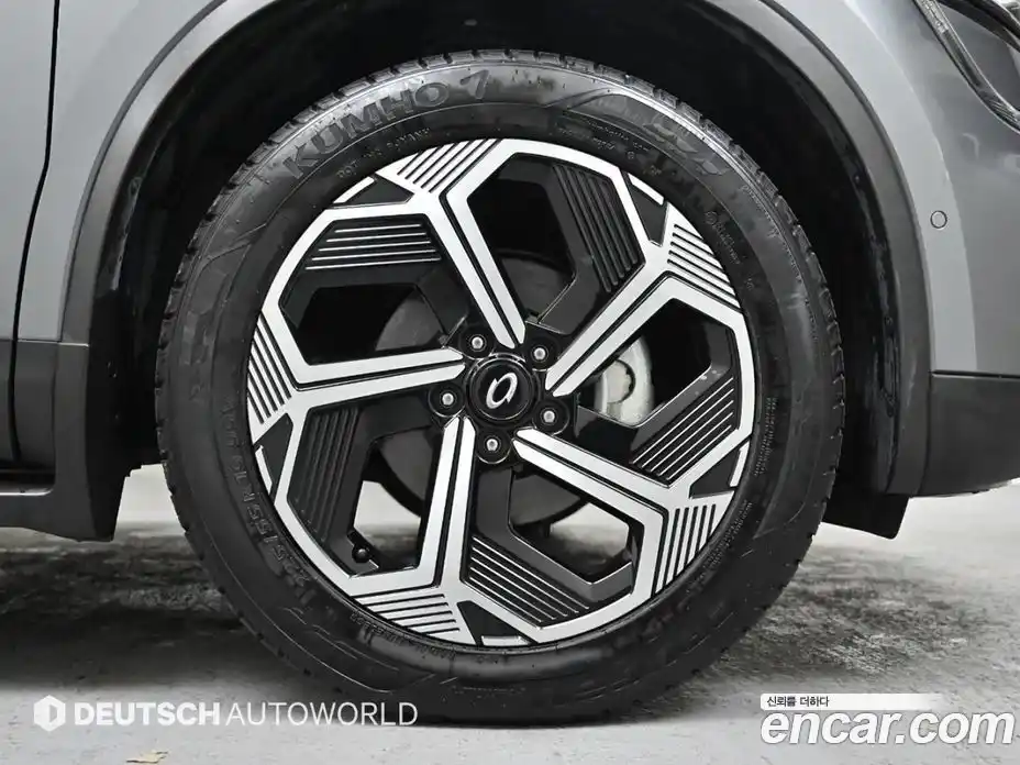 Renault QM6 2024 2.0 Автомат в Москве № 227266, фото 5