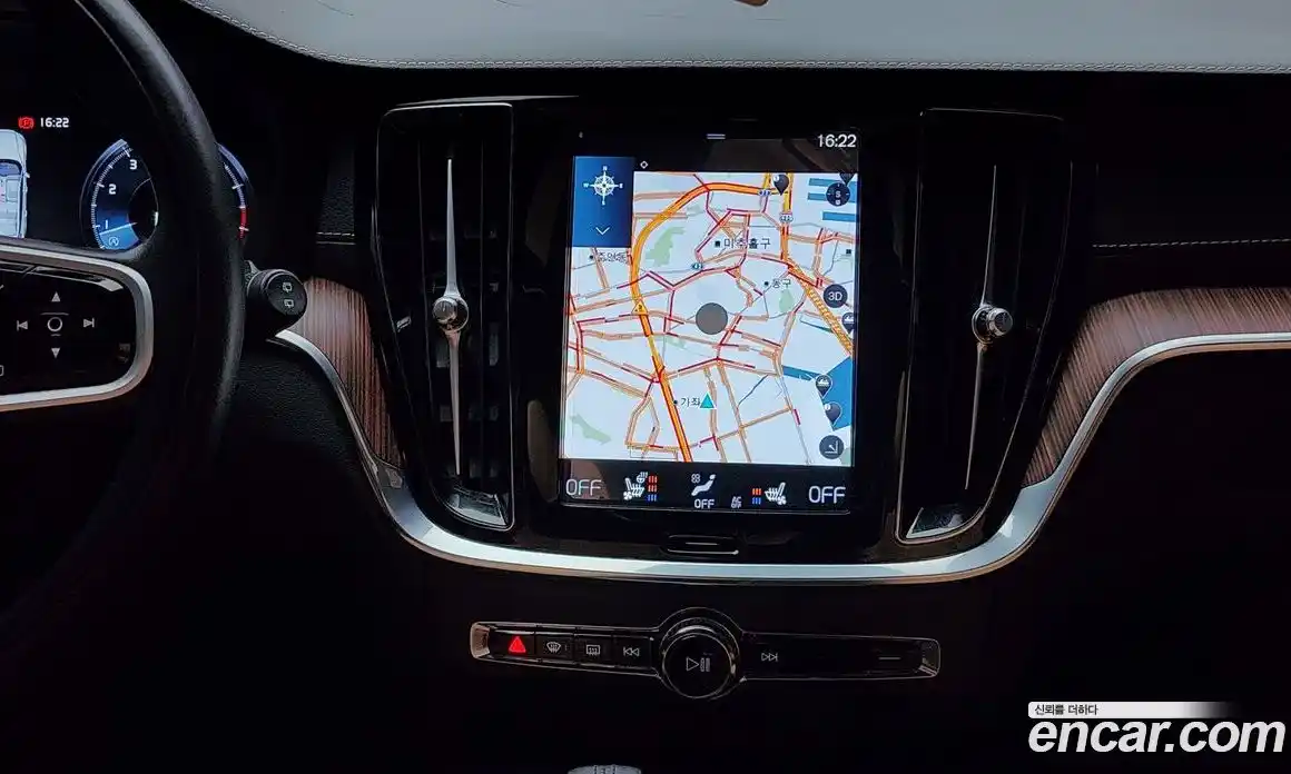 Volvo V60 2021 2.0 Автомат в Москве № 230513, фото 12