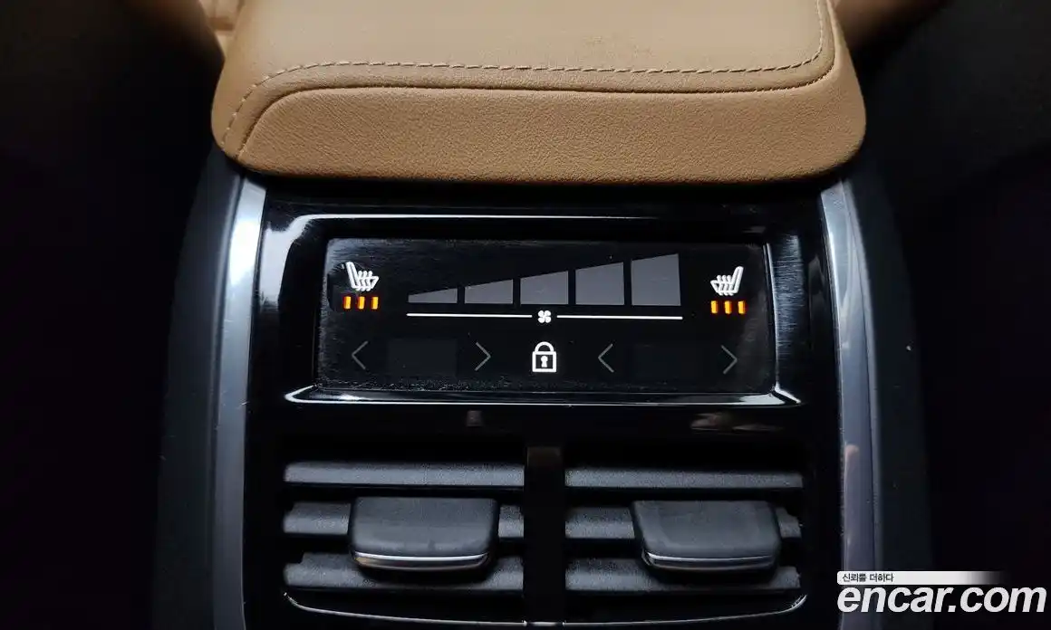 Volvo V60 2021 2.0 Автомат в Москве № 230513, фото 5