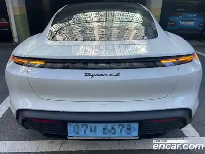 Porsche Taycan 2023 Автомат в Москве № 231031, миниатюра 4