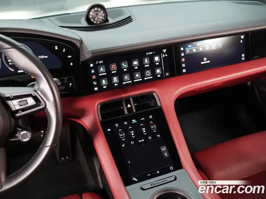 Porsche Taycan 2021 0.1 Автомат в Москве № 231033, фото 13