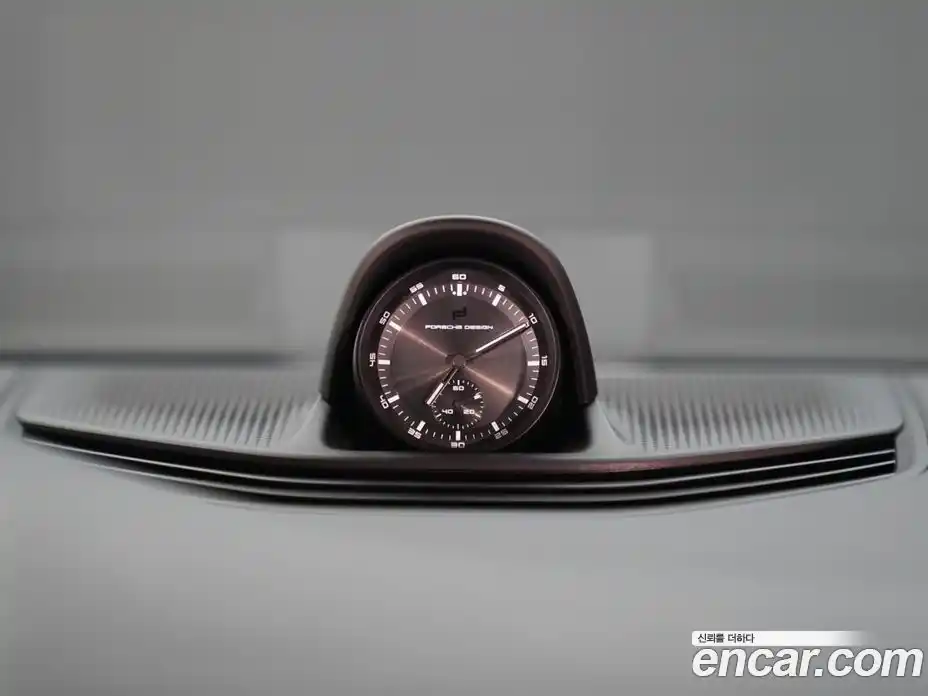 Porsche Taycan 2021 0.1 Автомат в Москве № 231033, фото 16