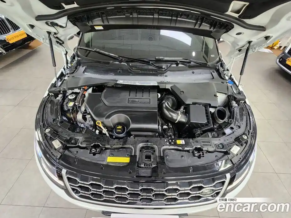 Land Rover Range-Rover Evoque 2021 2.0 Автомат в Москве № 231337, фото 19