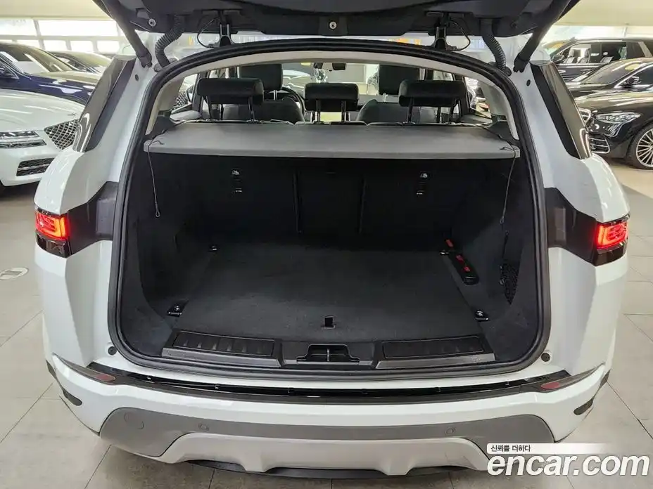 Land Rover Range-Rover Evoque 2021 2.0 Автомат в Москве № 231337, фото 20