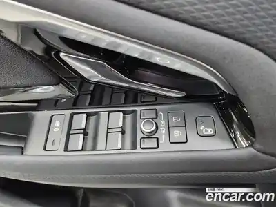 Land Rover Range-Rover Evoque 2021 2.0 Автомат в Москве № 231337, миниатюра 3
