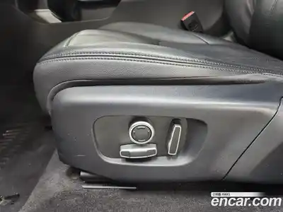 Land Rover Range-Rover Evoque 2021 2.0 Автомат в Москве № 231337, миниатюра 4