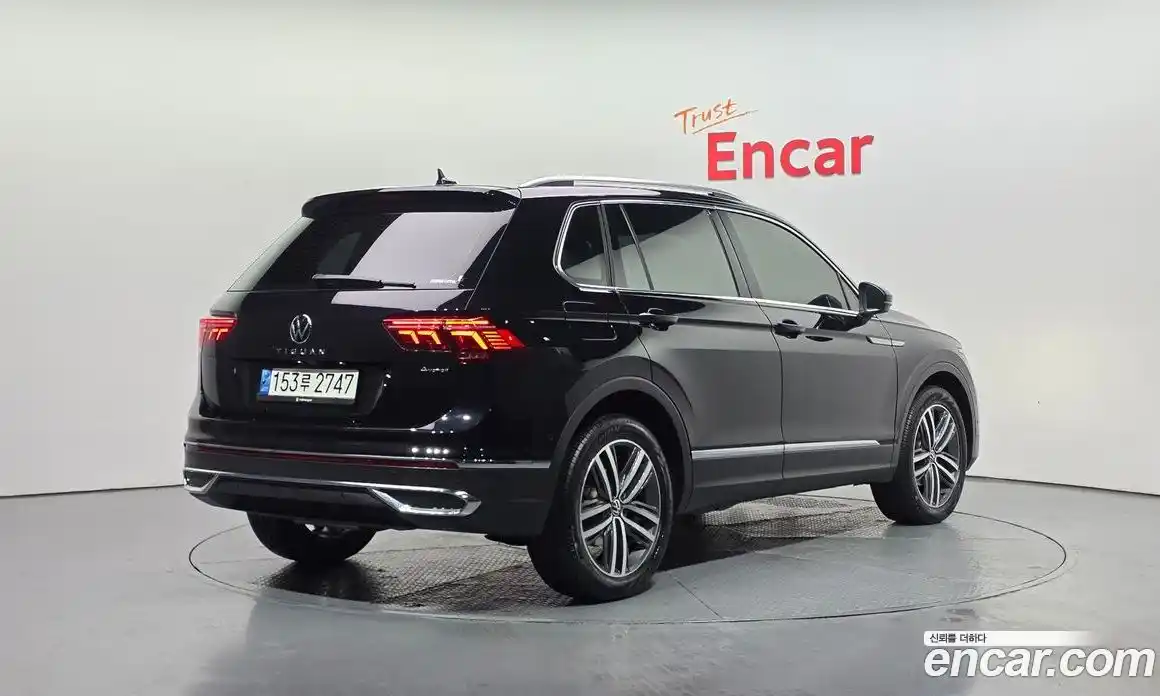 Volkswagen Tiguan 2022 2.0 Автомат в Москве № 232117, фото 11