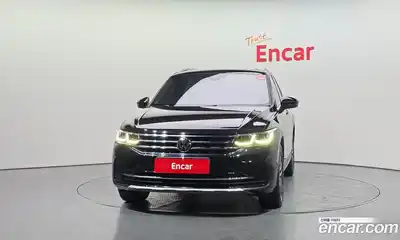 Volkswagen Tiguan 2022 2.0 Автомат в Москве № 232117, миниатюра 12