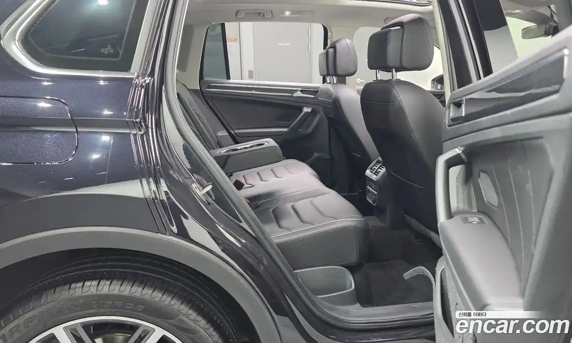 Volkswagen Tiguan 2022 2.0 Автомат в Москве № 232117, фото 15