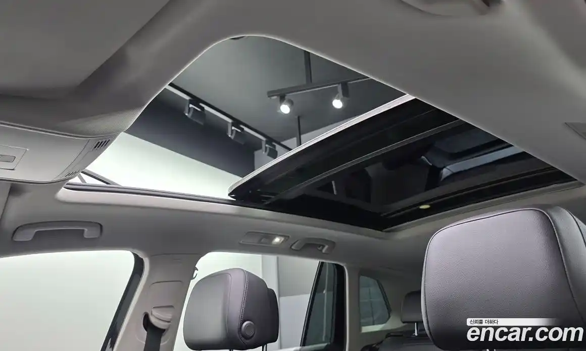 Volkswagen Tiguan 2022 2.0 Автомат в Москве № 232117, фото 3