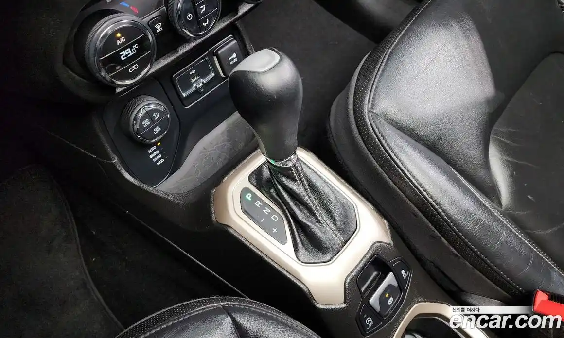 Jeep Renegade 2017 2.0 Автомат в Москве № 232390, фото 12