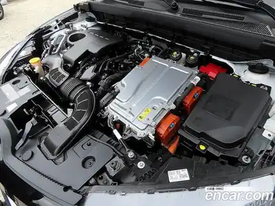 Renault Arkana 2025 1.6 Автомат в Москве № 243139, миниатюра 6