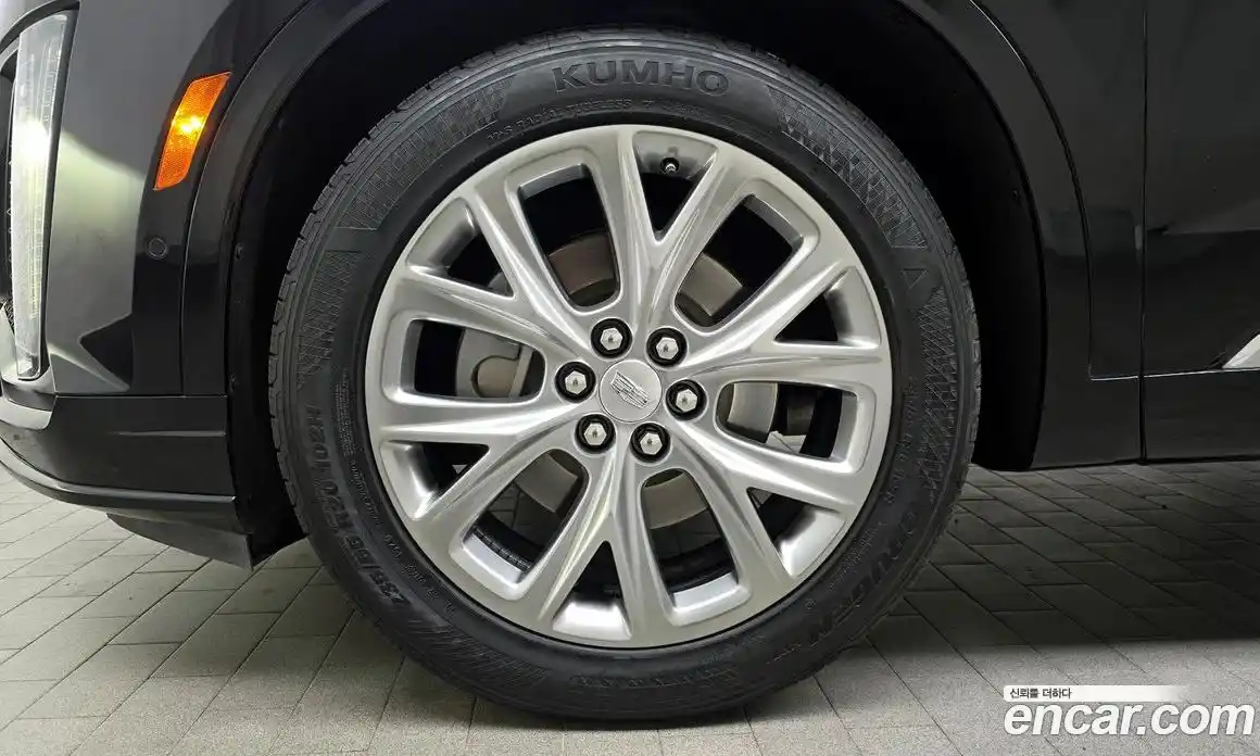 Cadillac XT6 2020 3.6 Автомат в Москве № 256433, фото 16