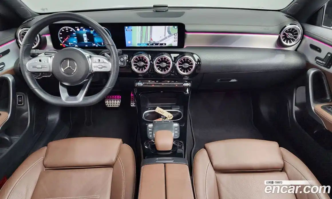 Mercedes-Benz CLA-Class 2023 2.0 Автомат в Москве № 262427, фото 8