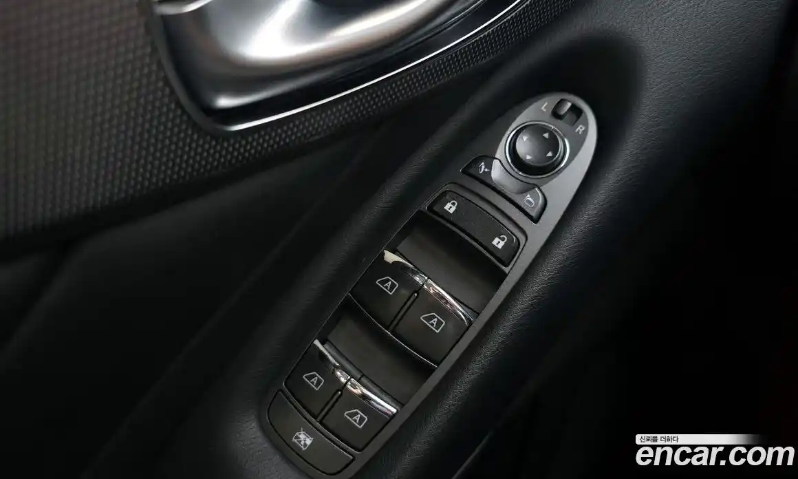 Infiniti Q50 2014 2.1 Автомат в Москве № 269454, фото 3