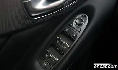 Infiniti Q50 2014 2.1 Автомат в Москве № 269454, миниатюра 3