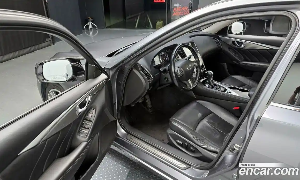 Infiniti Q50 2014 2.1 Автомат в Москве № 269454, фото 5