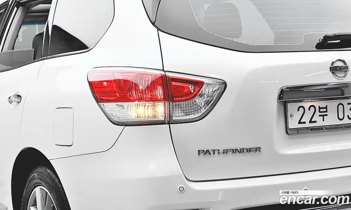 Nissan Pathfinder 2016 3.5 Вариатор в Москве № 285072, фото 19