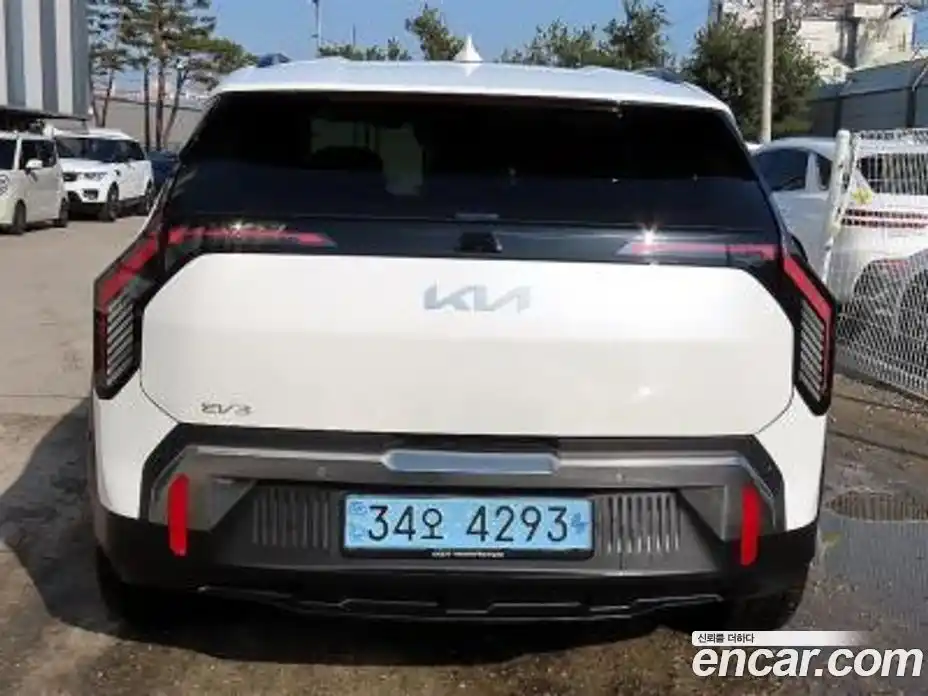 Kia EV3 2025 Автомат в Москве № 286632, фото 4