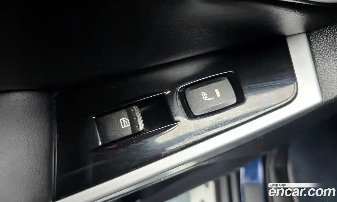 SsangYong Korando 2015 2.0 Автомат в Москве № 28734, фото 17